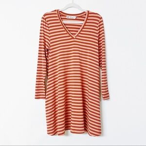 Fighting Eel - Striped Long Sleeve V-neck Dress